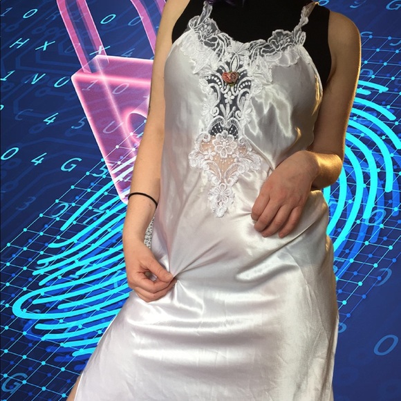 The Ice Queen Gown - Picture 1 of 5